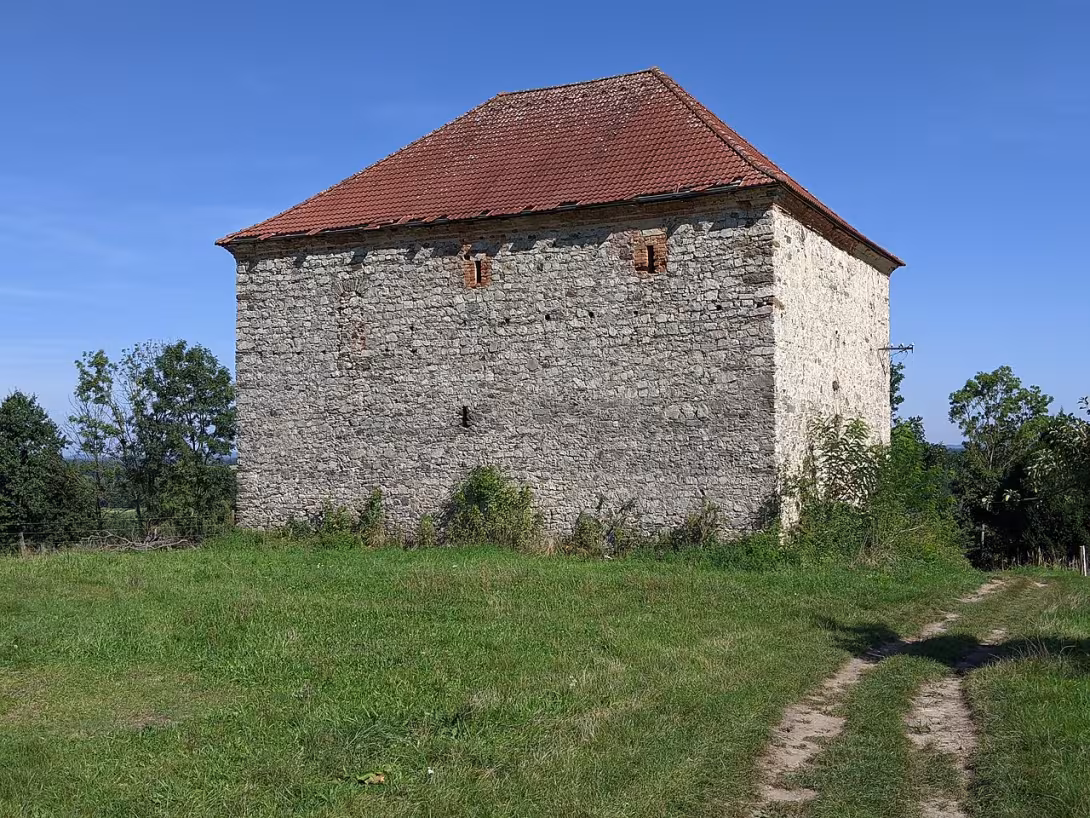 Dnešní pohled – tvrz Dráchov