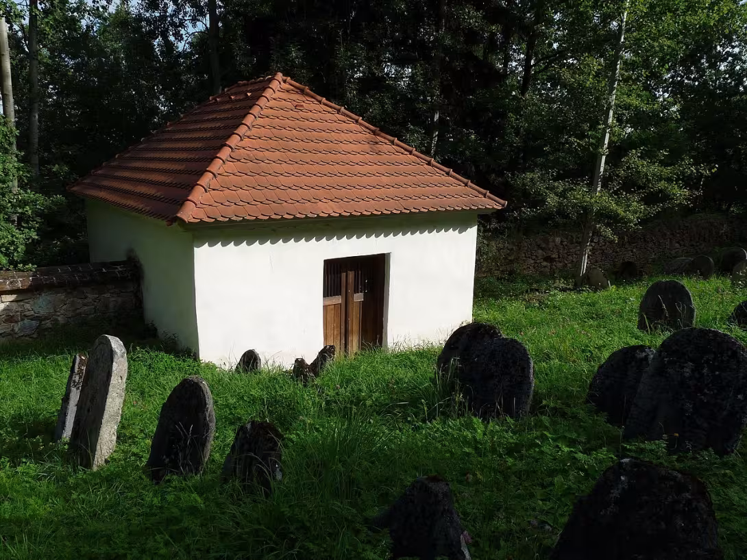 Dnešní pohled – Židovský hřbitov v Čichticích