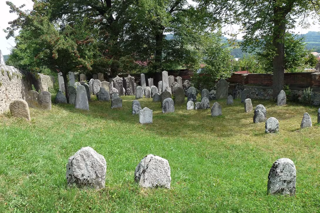 Dnešní pohled – Židovský hřbitov ve Volyni