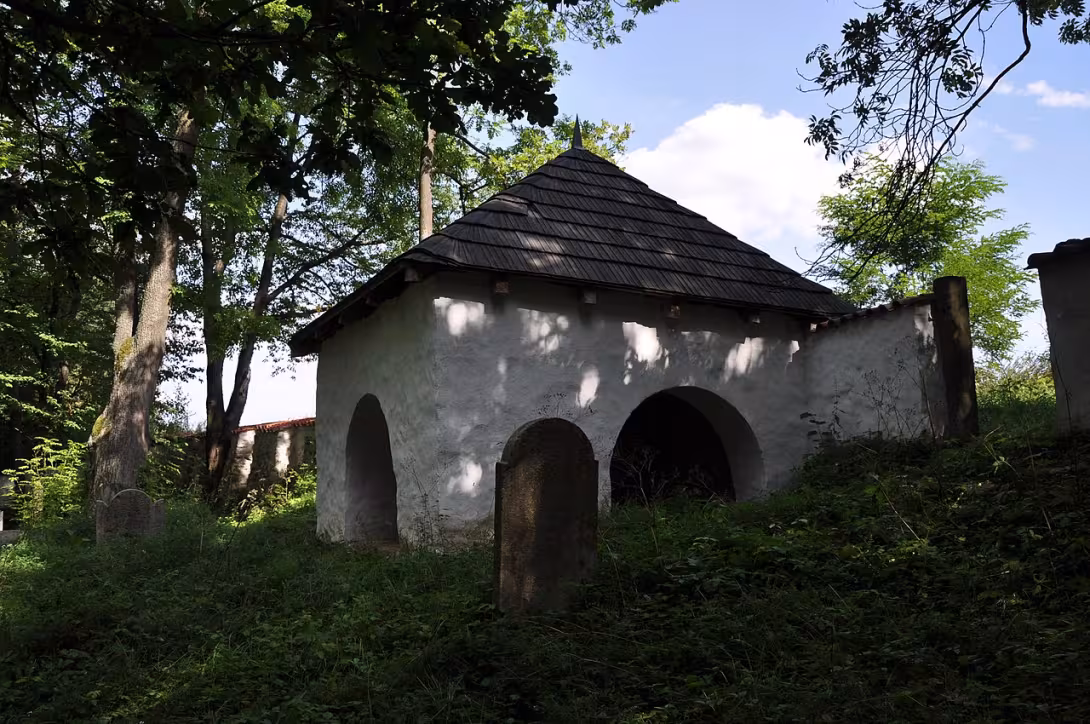 Dnešní pohled – Židovský hřbitov ve Zběšičkách