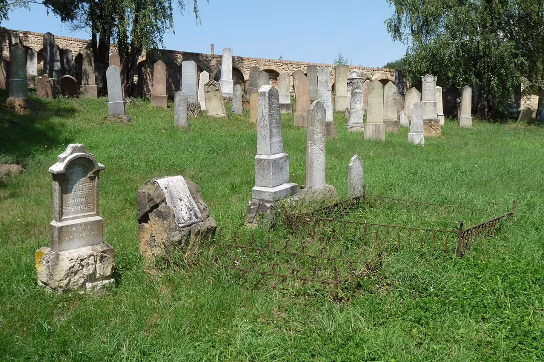 Dnešní pohled – židovský hřbitov v Ivančicích