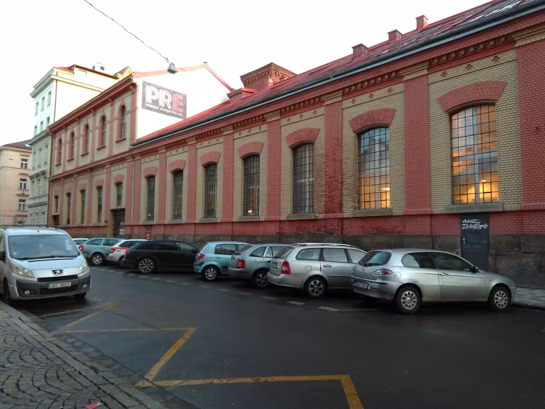 Dnešní pohled – Elektrárna města Smíchova