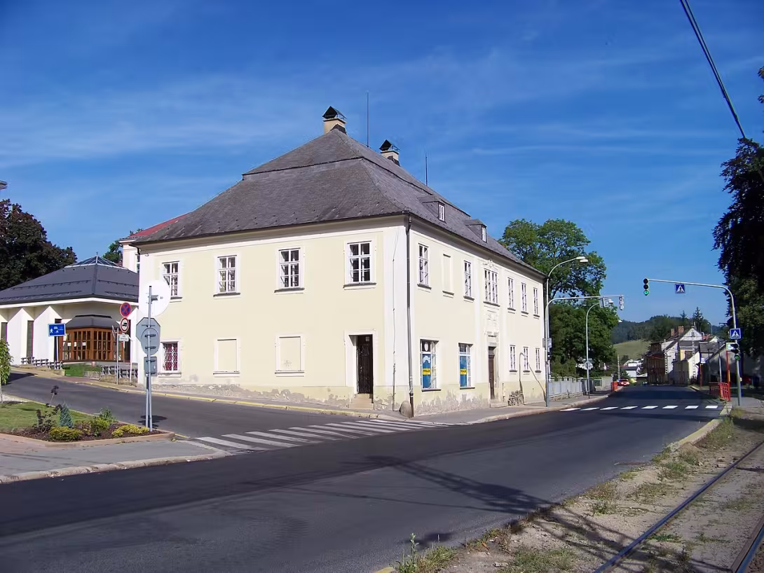 Dnešní pohled – Fara (Vratislavice nad Nisou)
