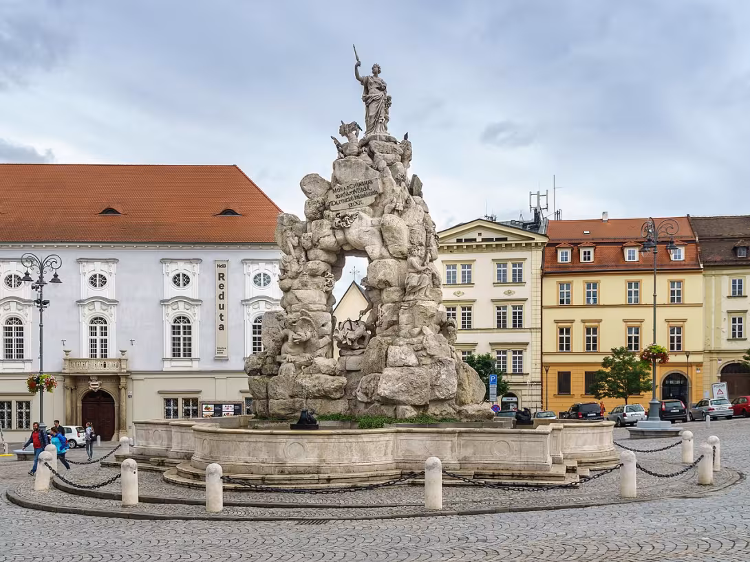Dnešní pohled – Kašna Parnas