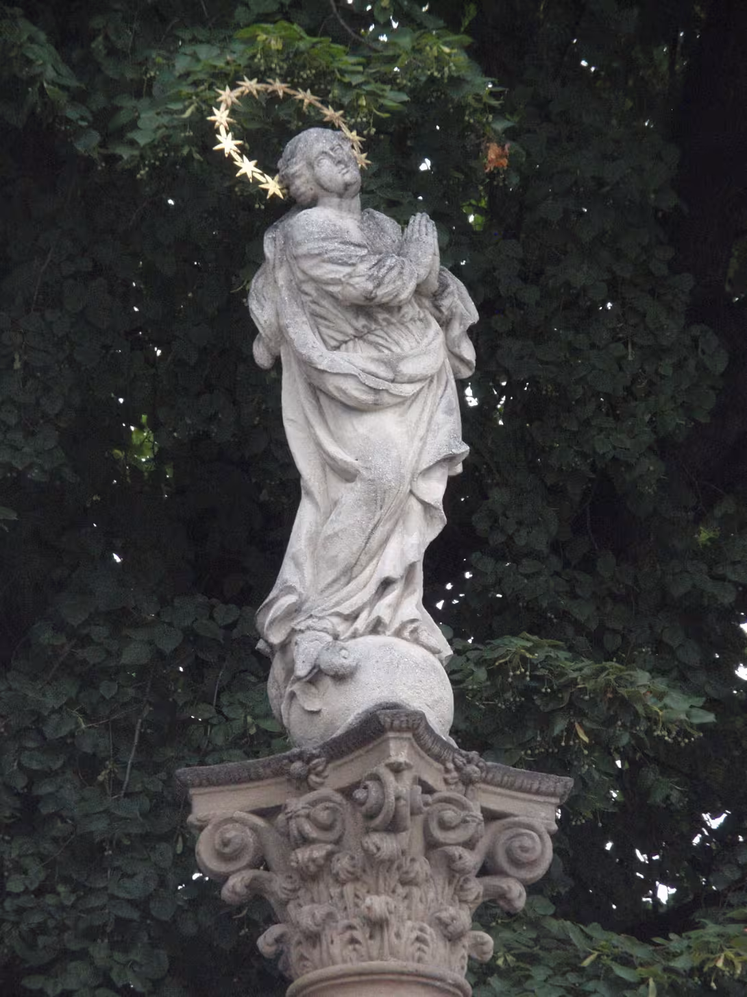 Dnešný pohľad – Mariánský sloup (Uherský Brod)