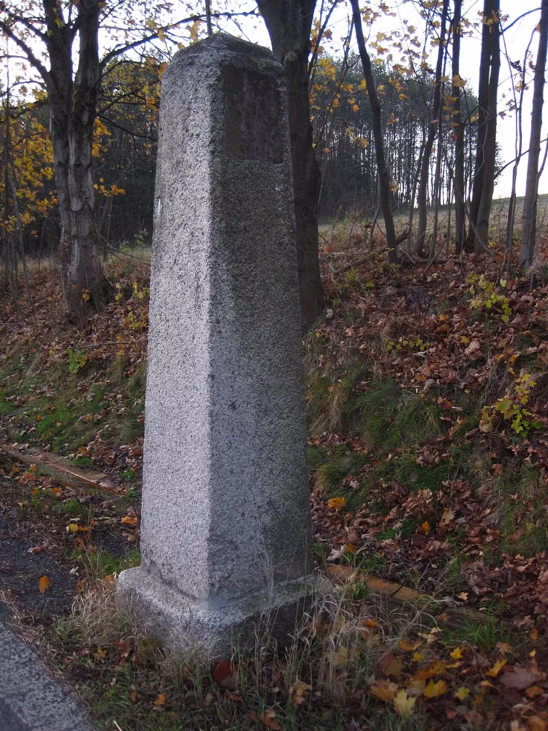 Dnešní pohled – Milník (Albrechtice u Frýdlantu)