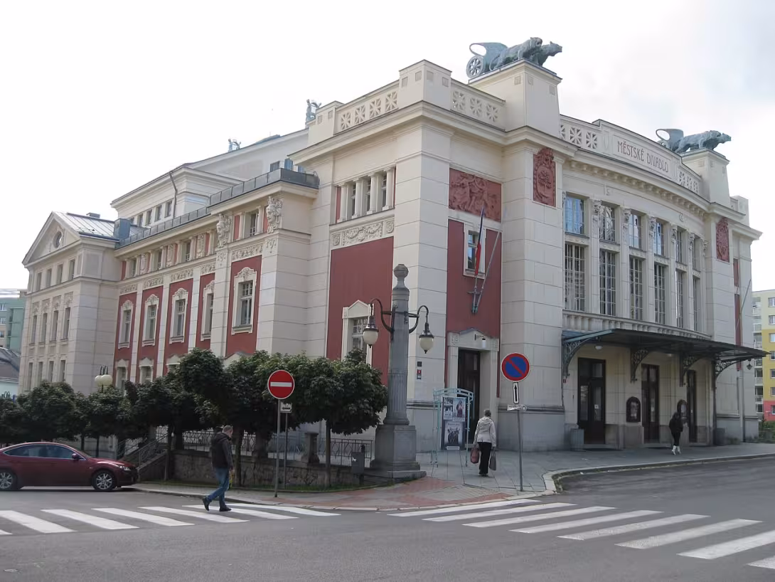 Dnešní pohled – Městské divadlo Jablonec nad Nisou