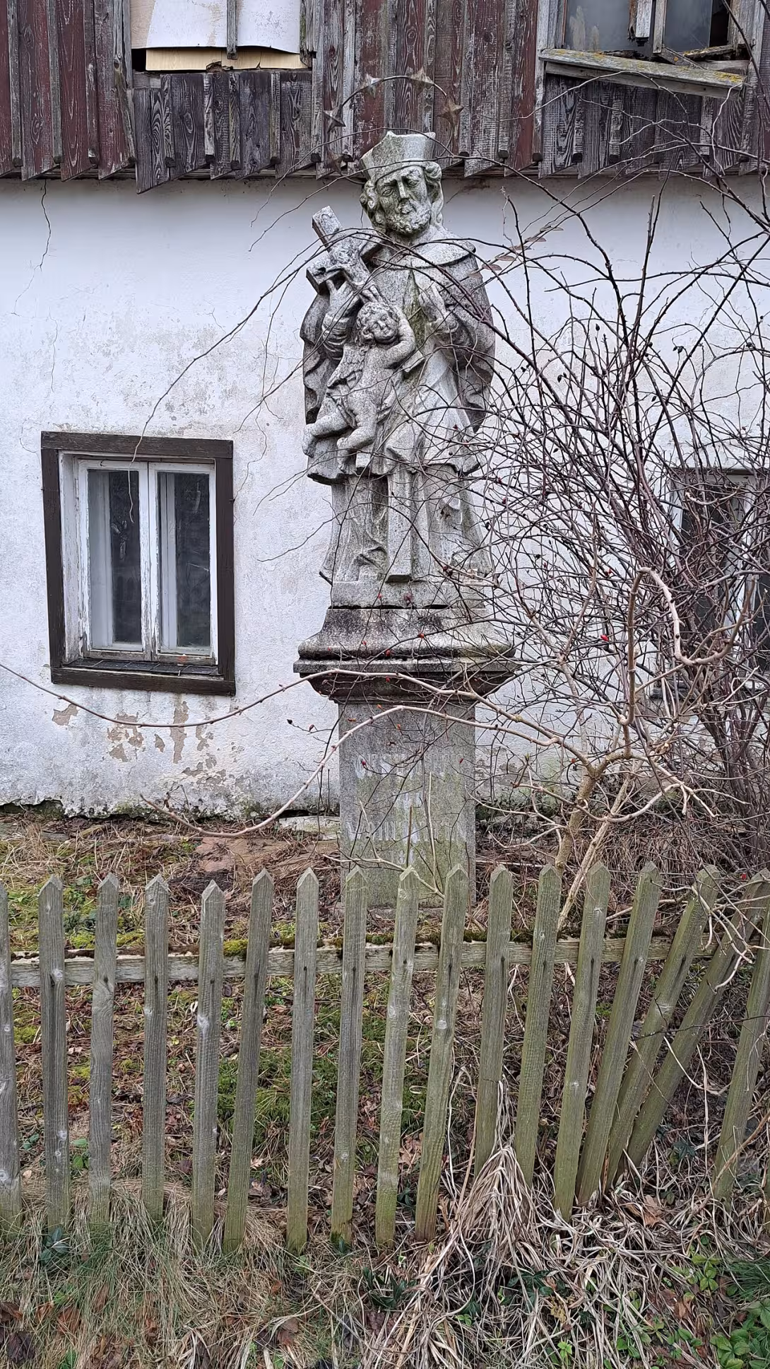 Dnešní pohled – Socha svatého Jana Nepomuckého (Bohušov)