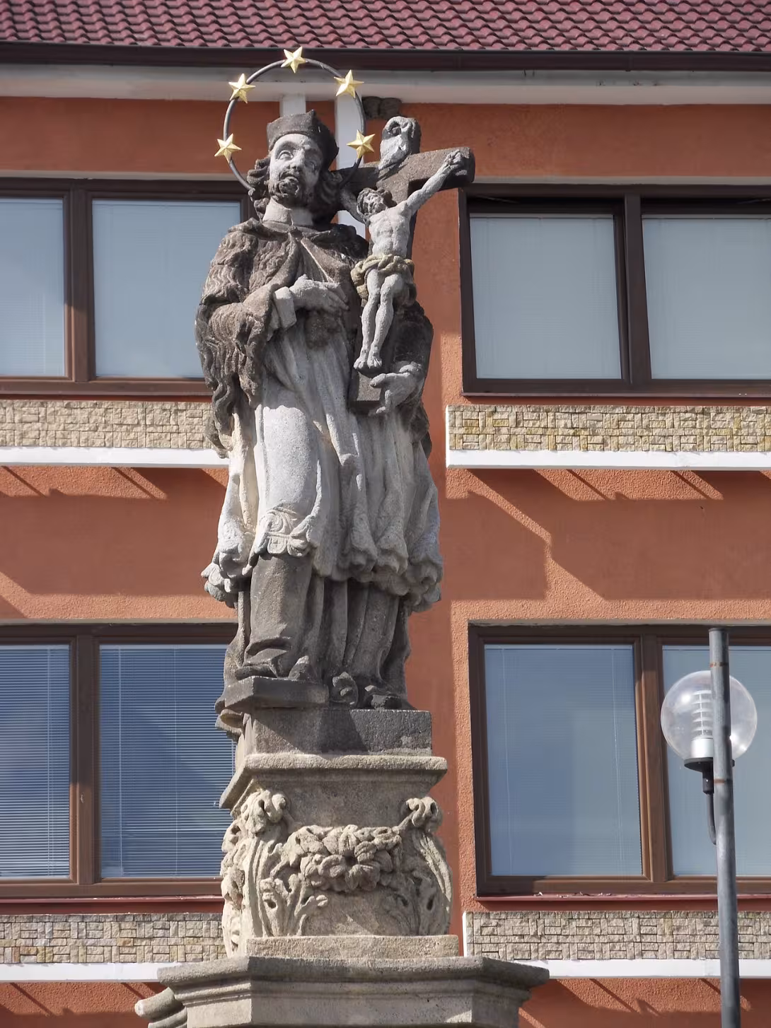 Dnešní pohled – Socha svatého Jana Nepomuckého (Přeštice)