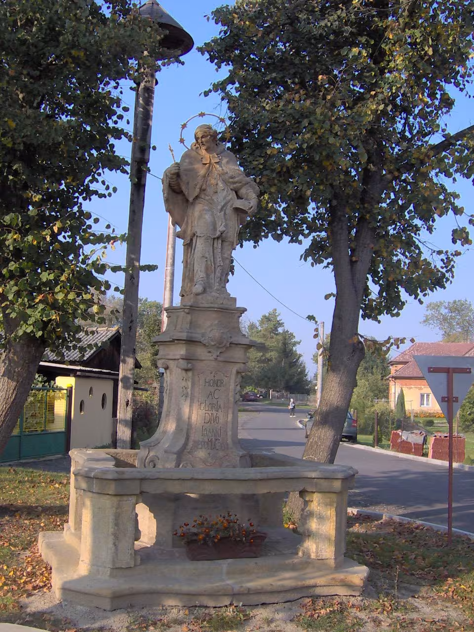 Dnešní pohled – Socha svatého Jana Nepomuckého (Šaplava)