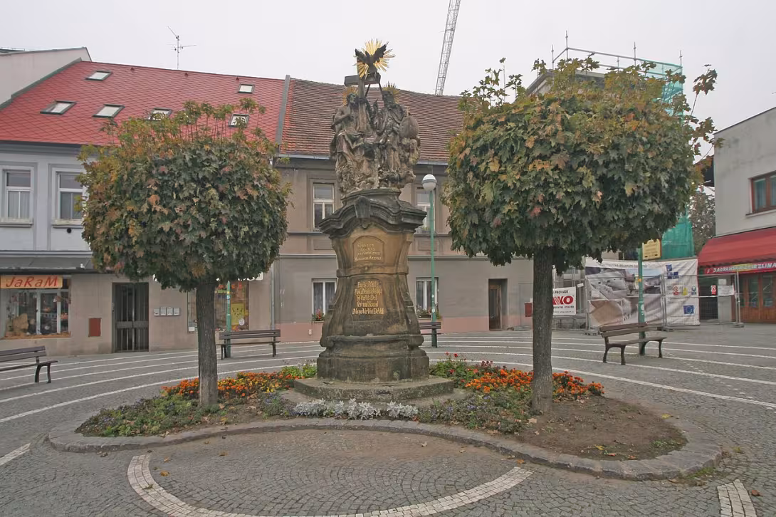 Dnešní pohled – Sousoší Nejsvětější Trojice (Třebechovice pod Orebem)