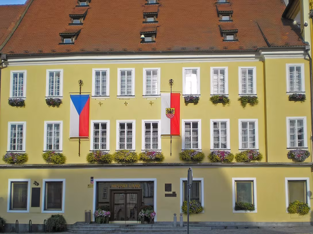 Dzisiejszy widok – Stará radnice (Cheb)