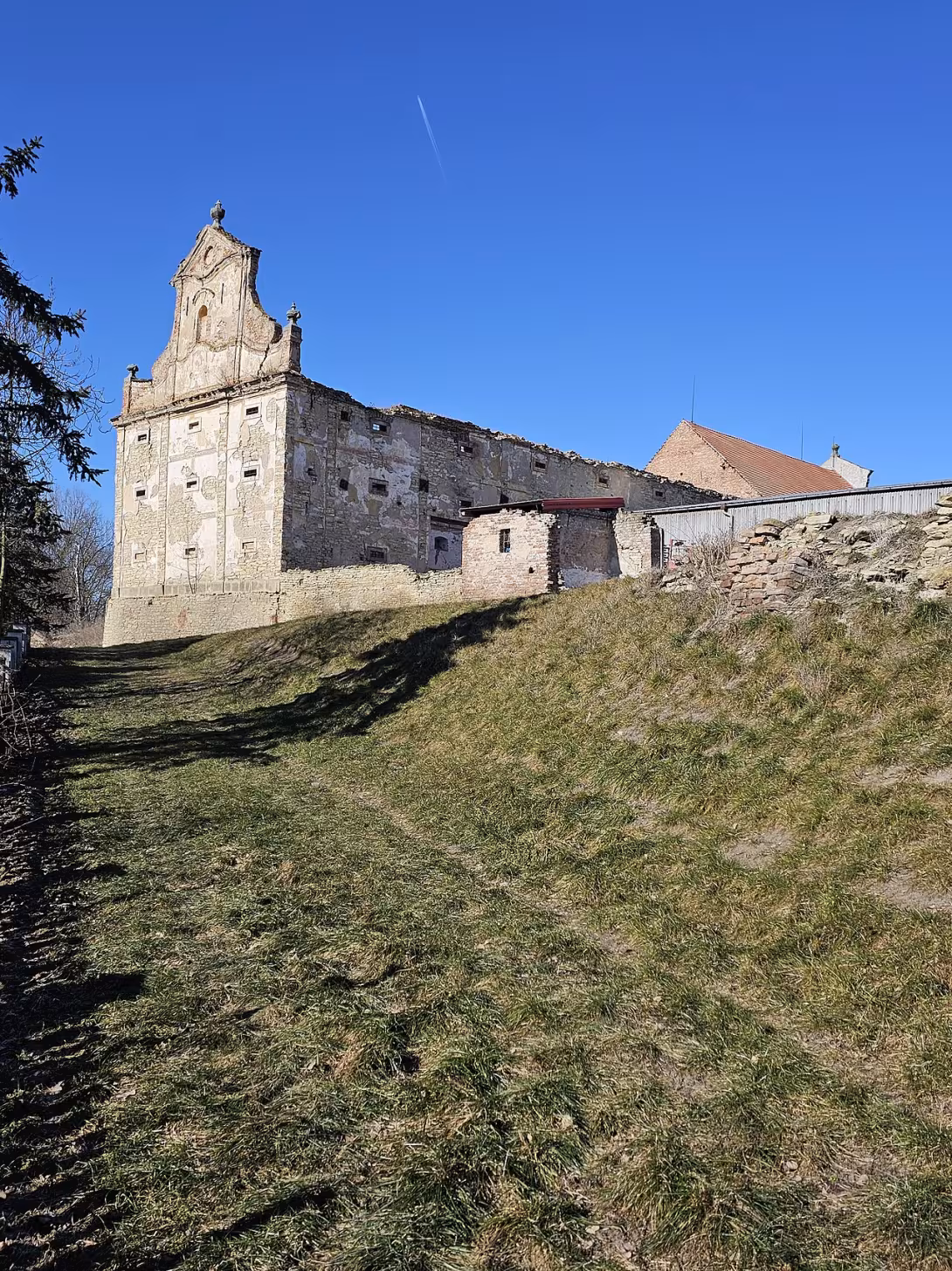 Dnešní pohled – Sýpka (Řestoky)