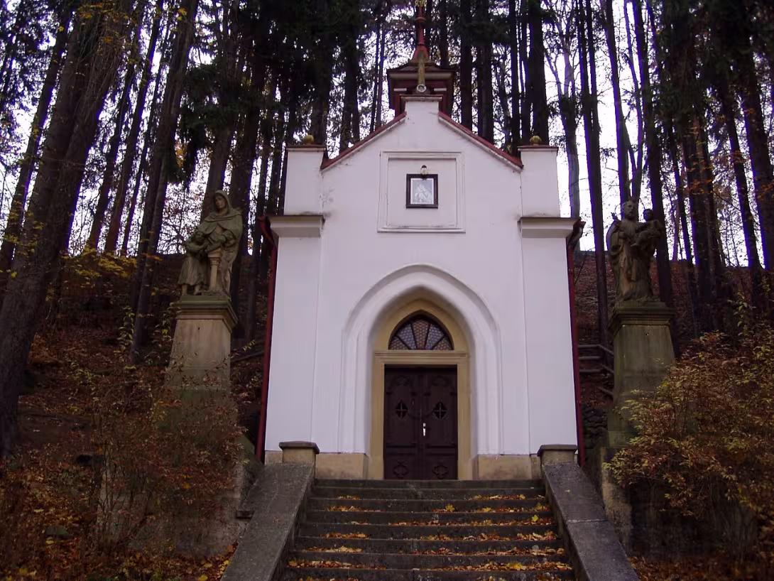 Dnešní pohled – kaple Panny Marie Lurdské (Suchý Důl)