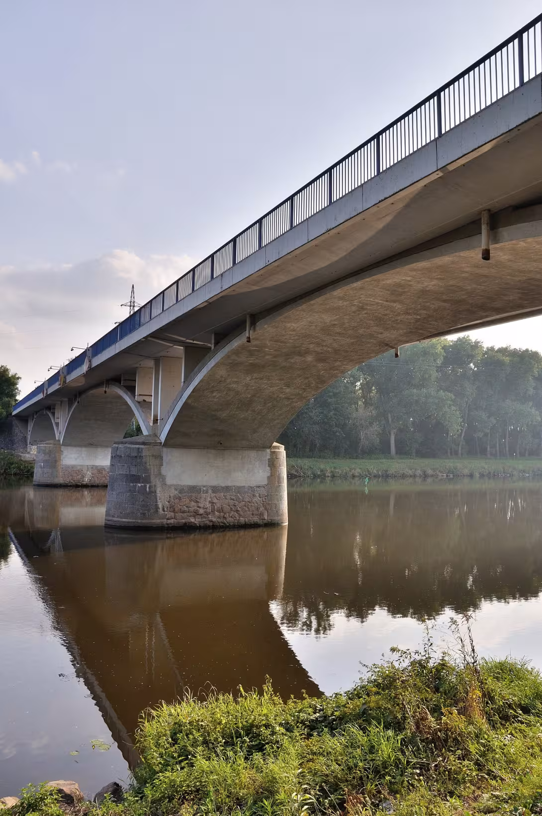 Dnešný pohľad – most přes Labe v Kostelci nad Labem