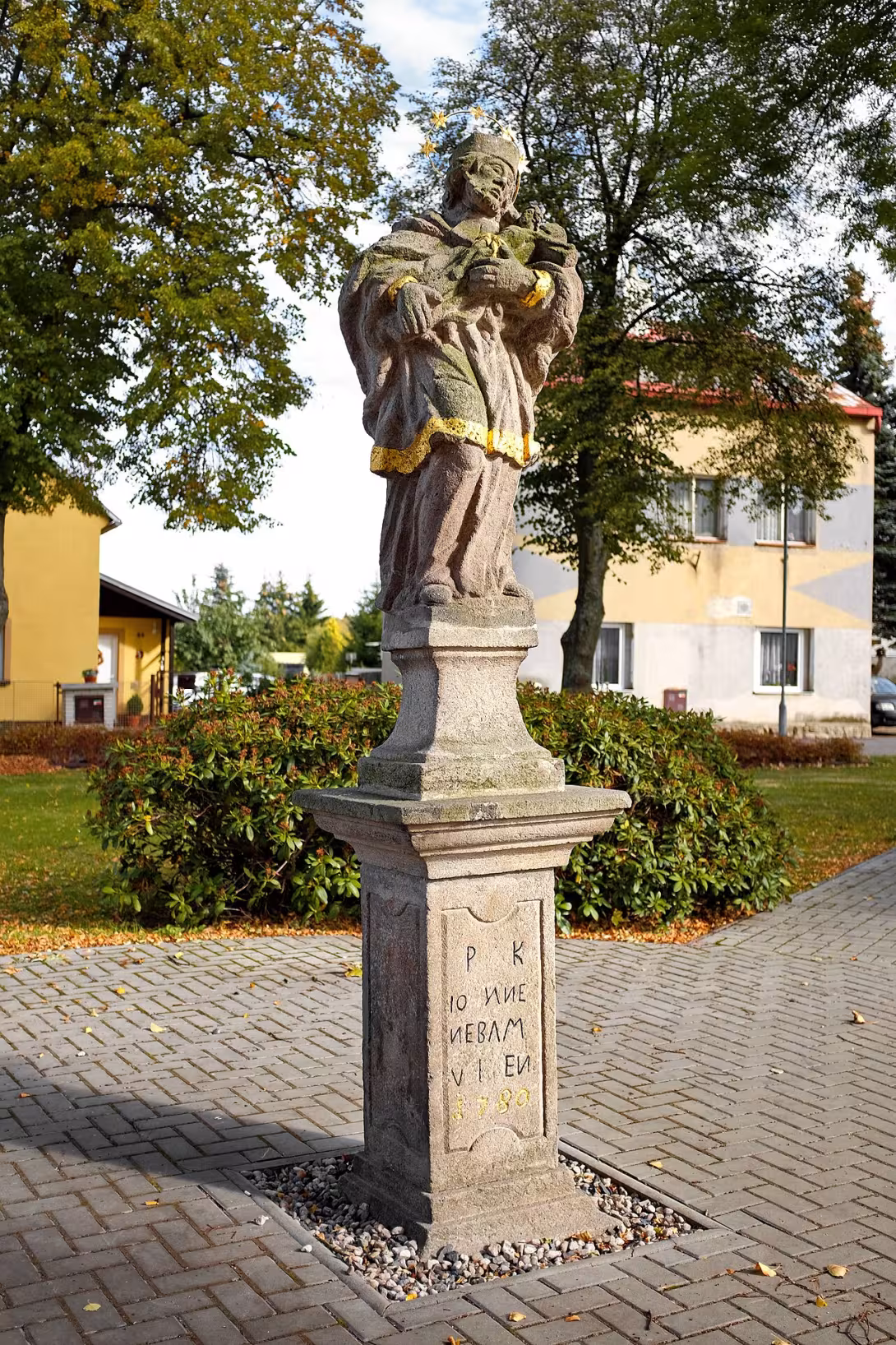 Dnešní pohled – socha svatého Jana Nepomuckého (Krásné Údolí)