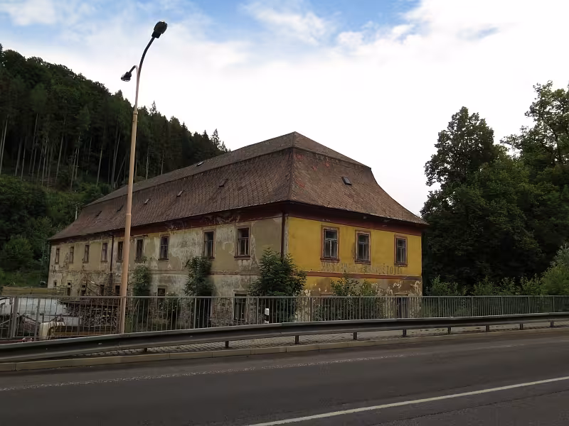 Dnešní pohled – zájezdní hostinec v Arnoštově