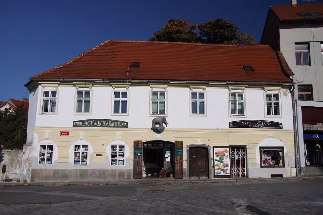 Dnešní pohled – Dům U slona