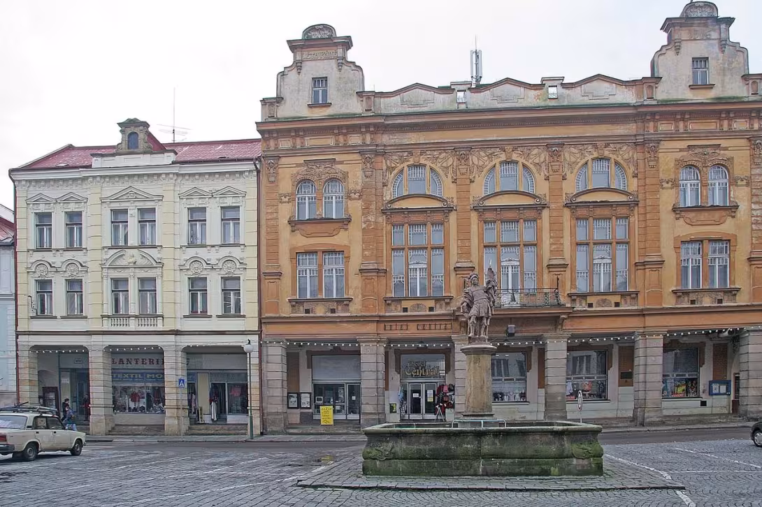 Dnešní pohled – Hotel Central (Nová Paka)