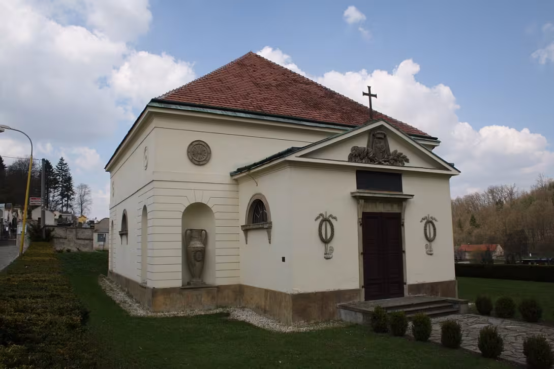 Dzisiejszy widok – Hrobka Haugviců