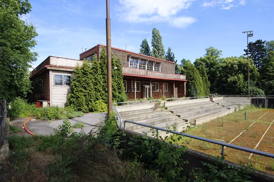 Dzisiejszy widok – Klubovna Tenisového klubu LTC Praha