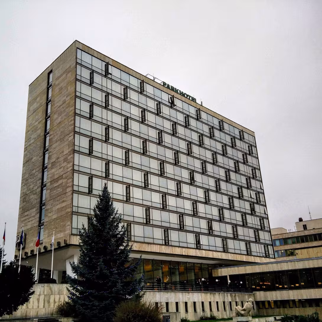 Dnešní pohled – Parkhotel Praha