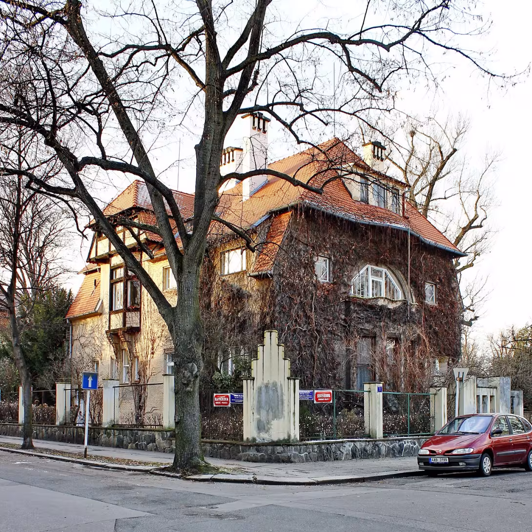 Dnešní pohled – Suchardova vila (Bubeneč)
