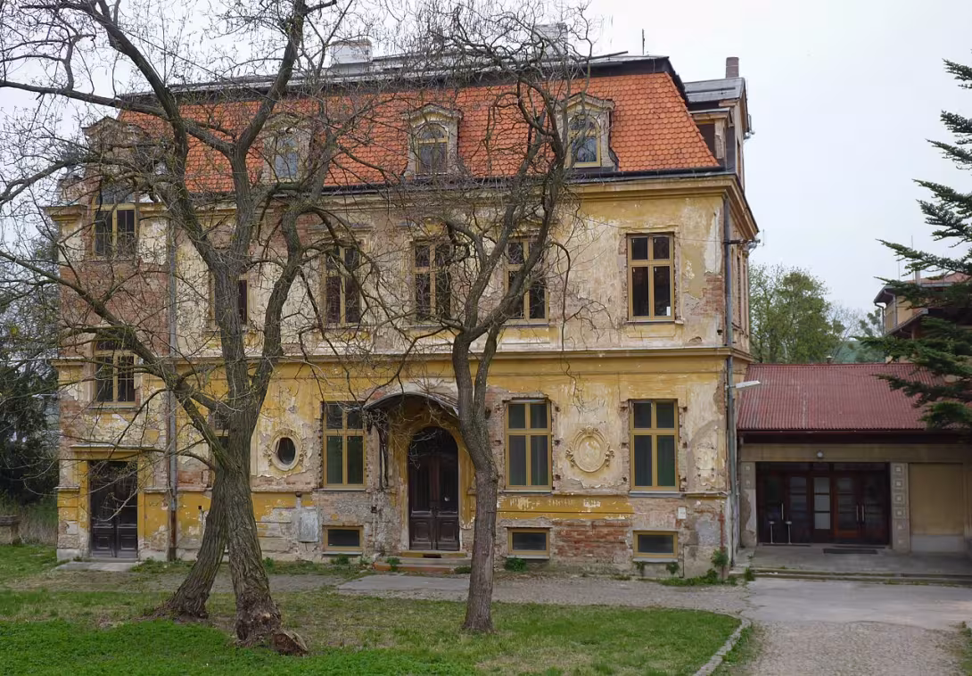 Today's view – Thonetova vila