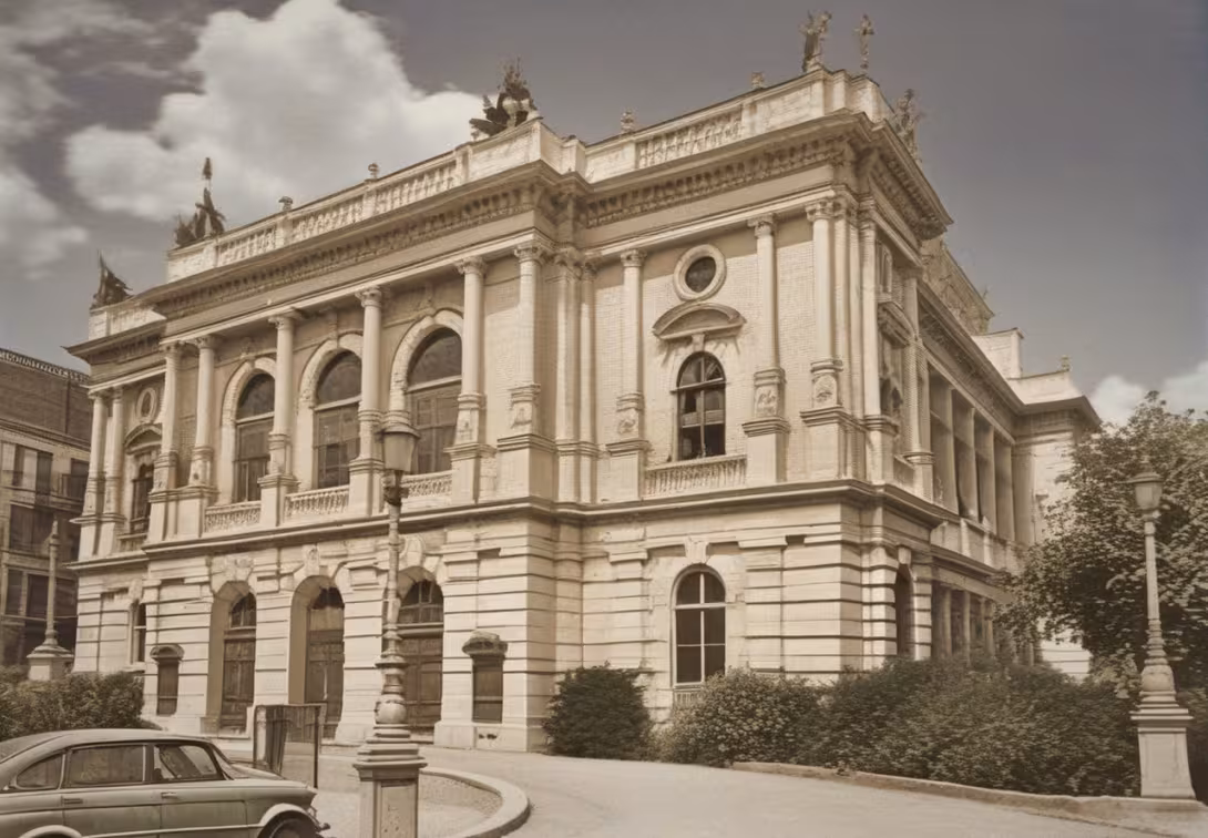 Historická podoba – Divadlo F. X. Šaldy