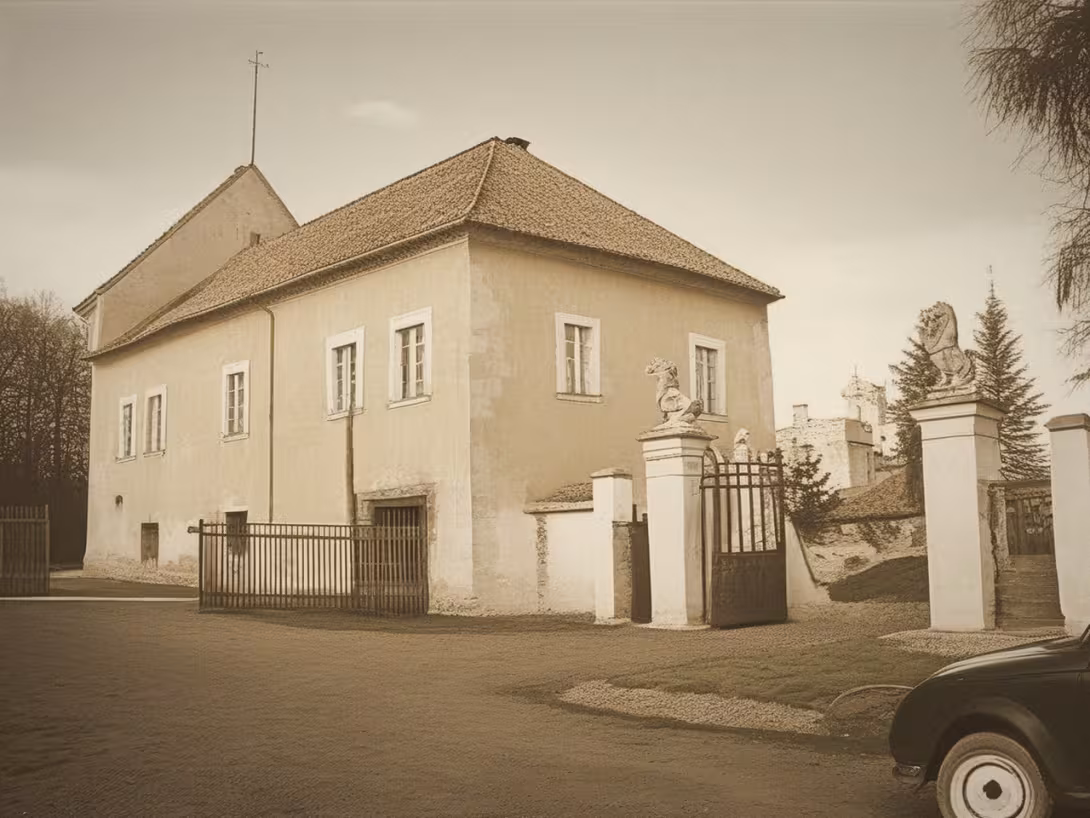 Historická podoba – zámek Práče