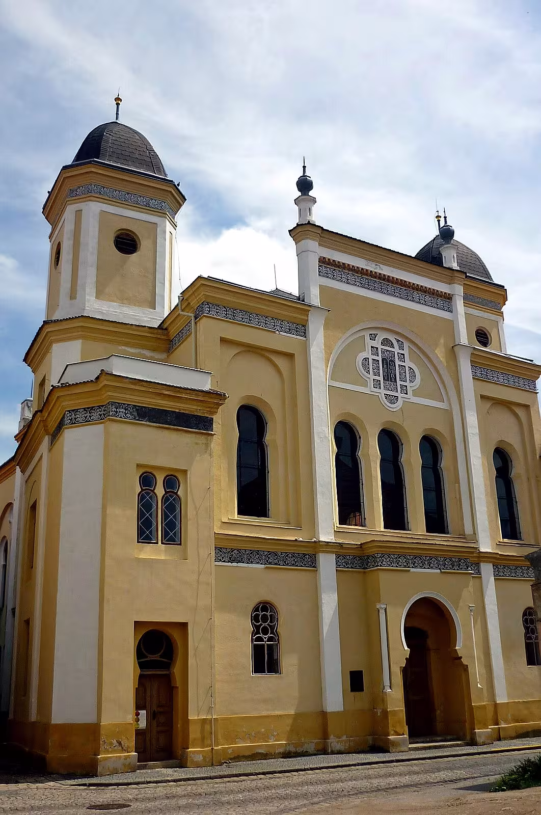 Synagoga v Žatci