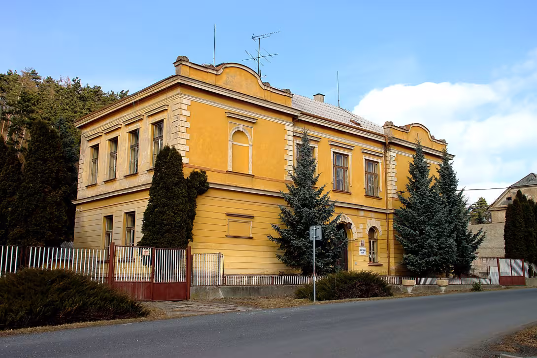 Vodní mlýn (Sazená)