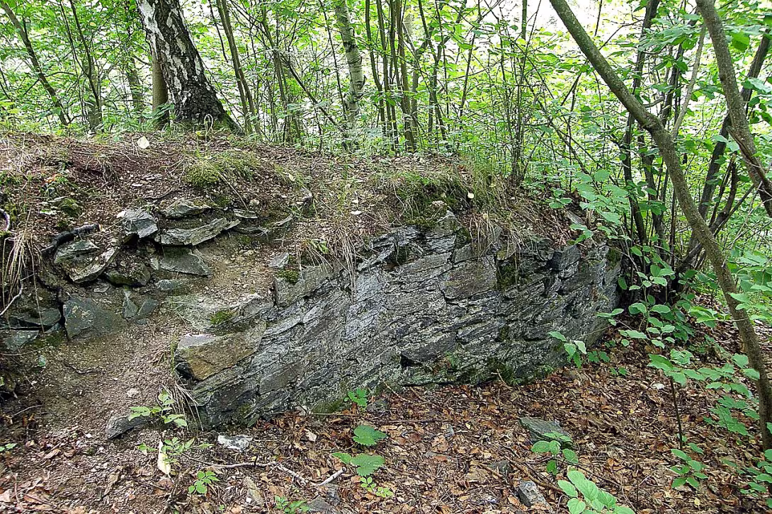 hrad Louka