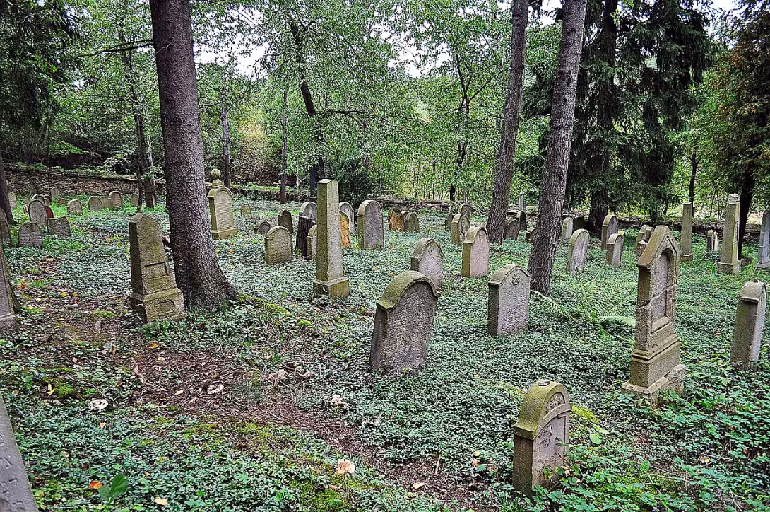 Židovský hřbitov v Kožlanech