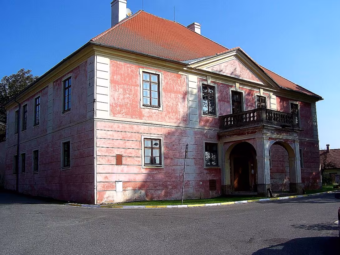 Děkanství (Holohlavy)
