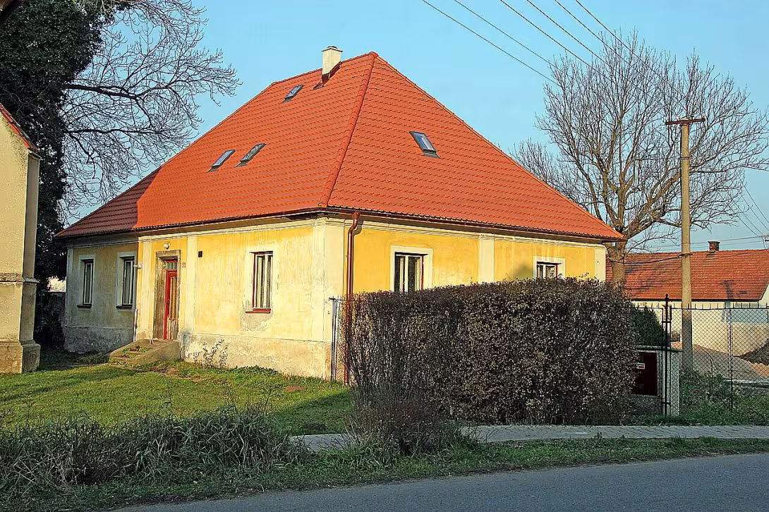 Fara (Kunětice)