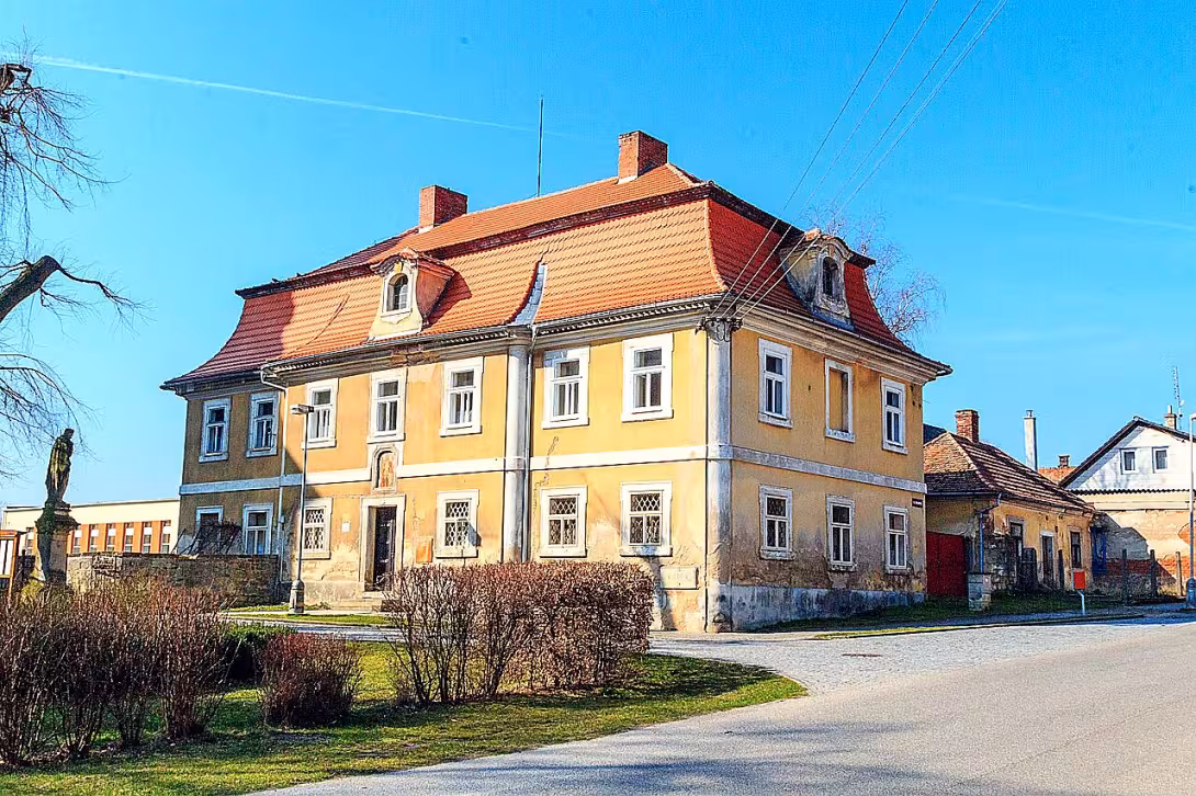 Fara (Libáň)