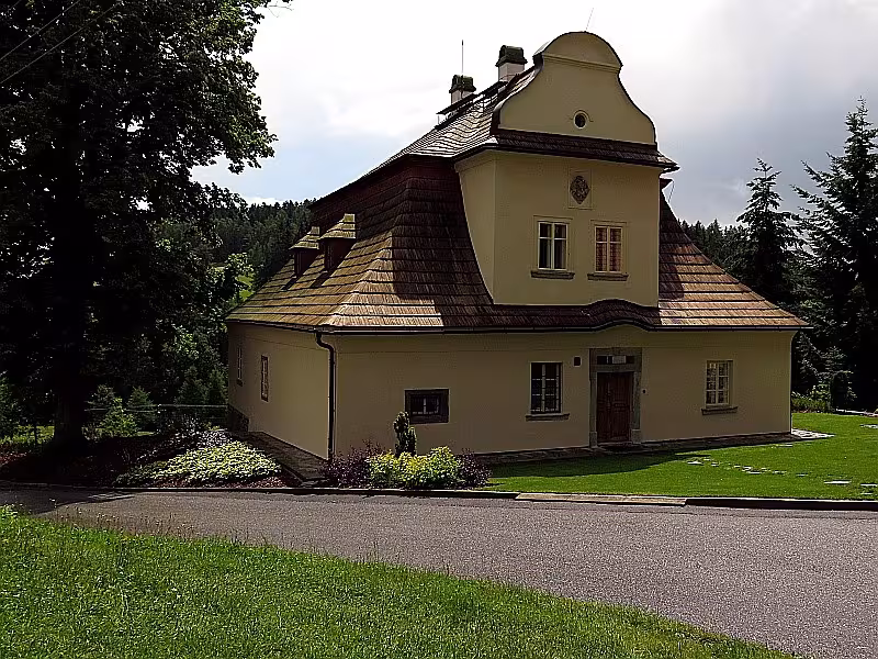 Fara (Roprachtice)