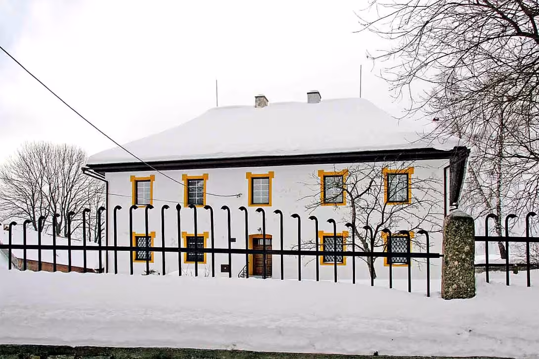 Fara ve Svratce