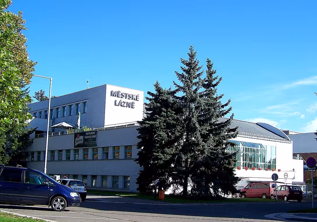 Městské lázně - Aquacentrum Hradec Králové