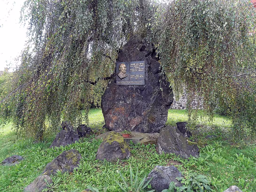 Pomník Jakuba Jana Ryby