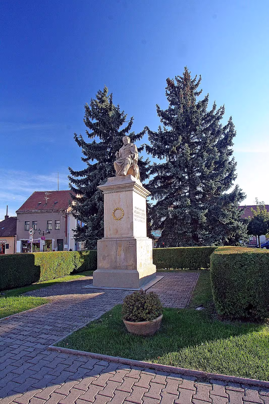 Pomník V. K. Klicpery