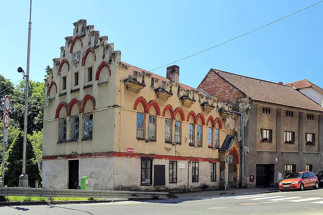 Radnice ve Žlebech