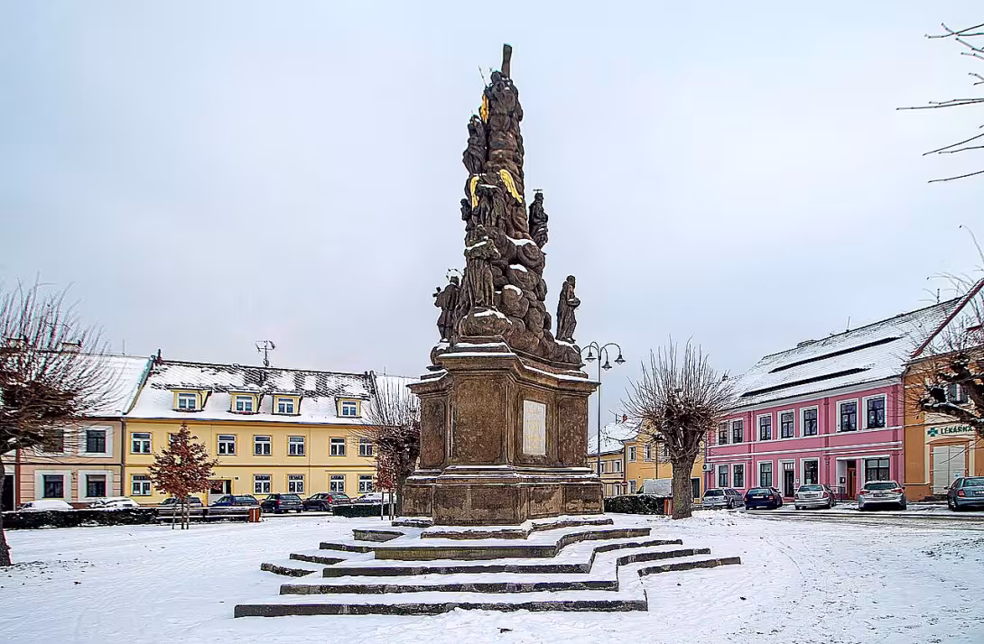 Sloup Nejsvětější Trojice v Dubé