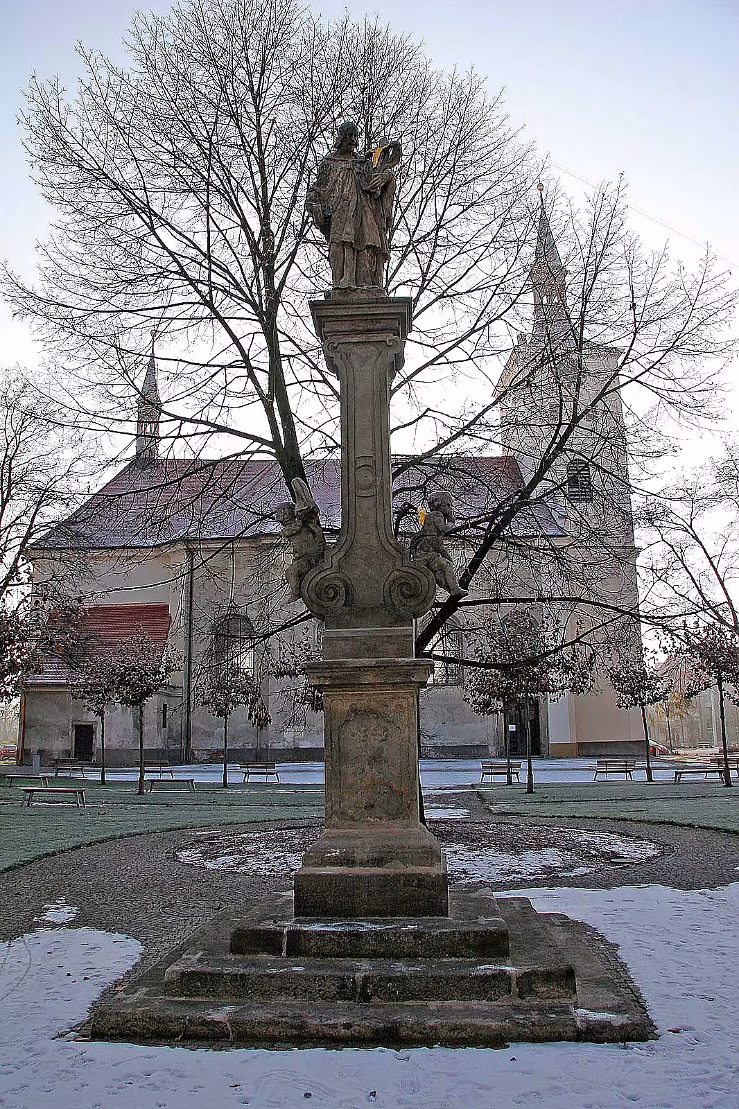 Socha svatého Jana Nepomuckého (Lázně Bohdaneč)