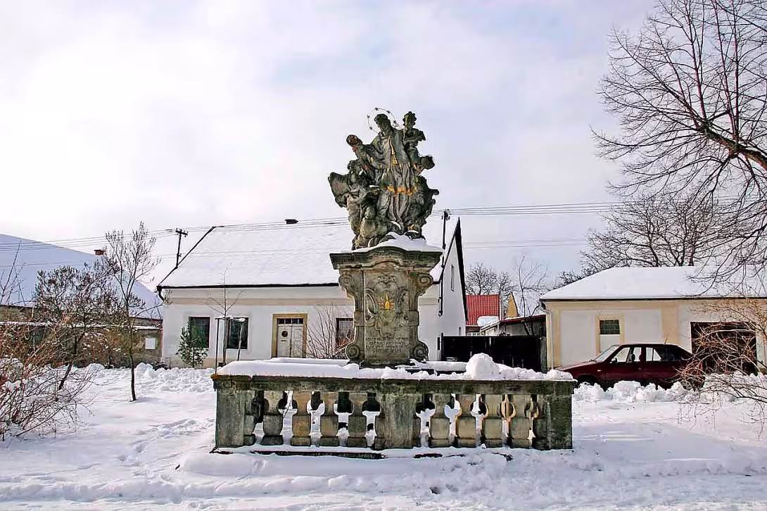 Socha svatého Jana Nepomuckého (Žumberk)