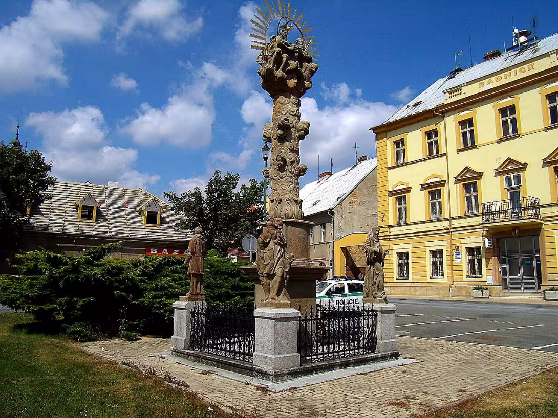 Sousoší Nejsvětější Trojice (Město Touškov)