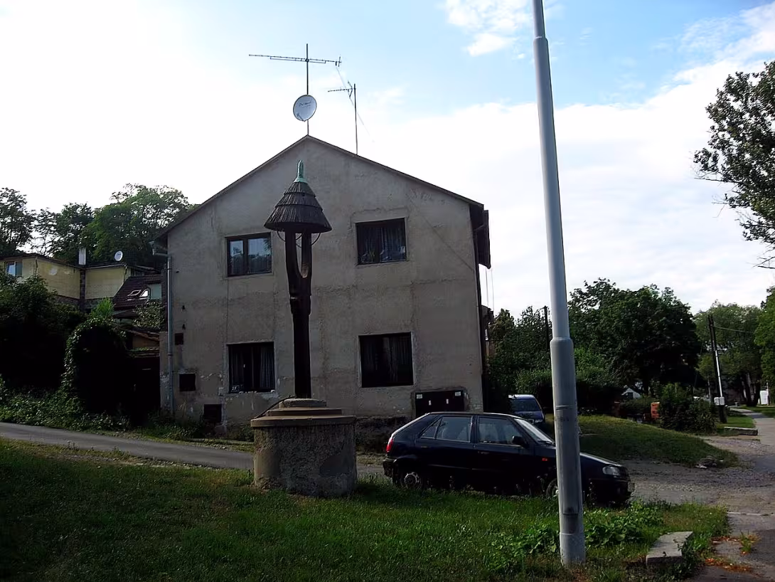 Zvonička (Hrdlořezy)
