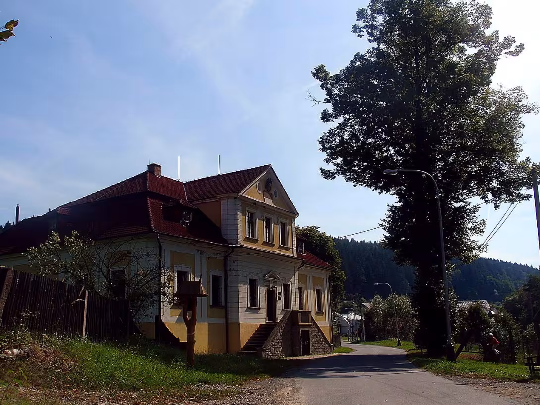 fara v Rajnochovicích