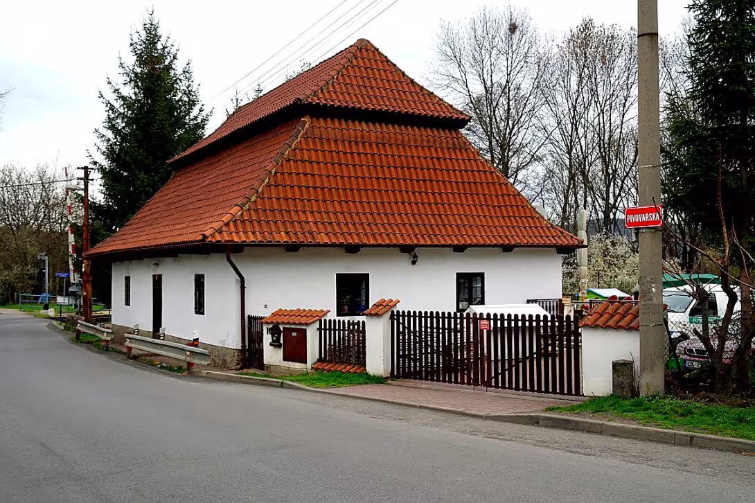 hamr v Popovicích